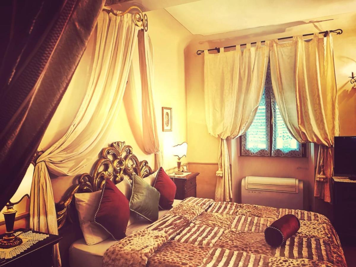 Classic Style In Center Appartement