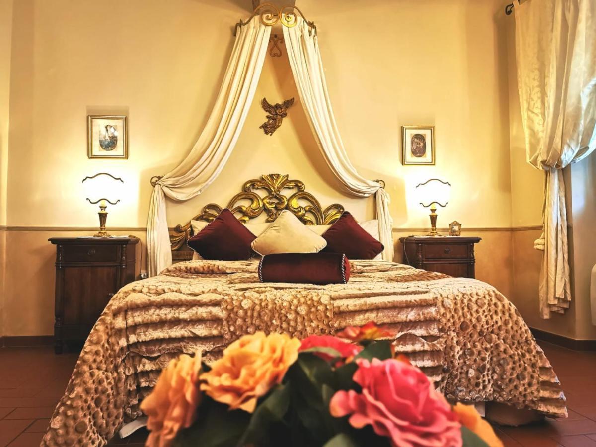 Classic Style In Center Appartement