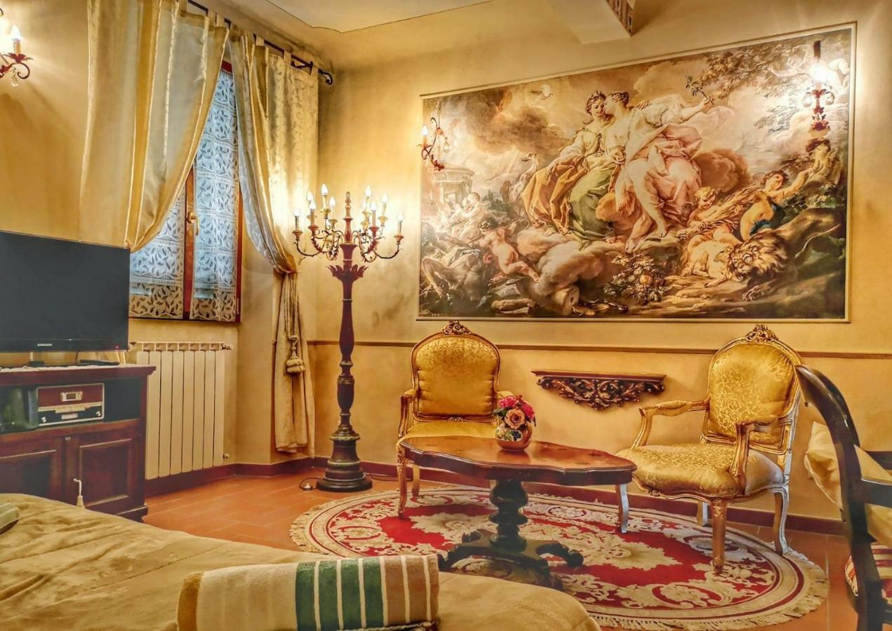 Classic Style In Center Appartement *
